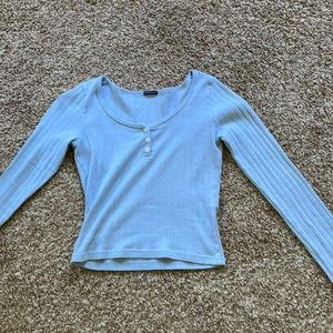 Brandy Melville Long sleeve Zelly Top.